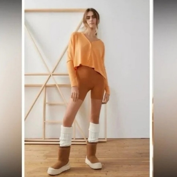 Urban Outfitters UO out from under Orange bounceplush Chloe cardigan Size Small - Picture 1 of 5